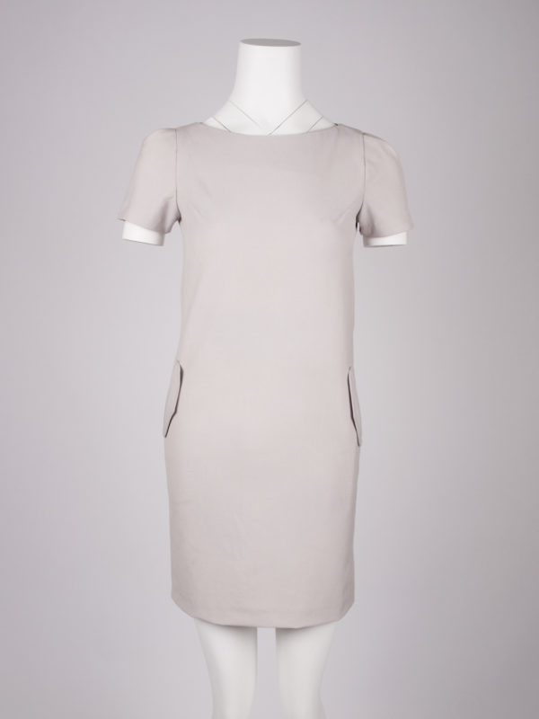 August pocket dress - Warm grey, front view